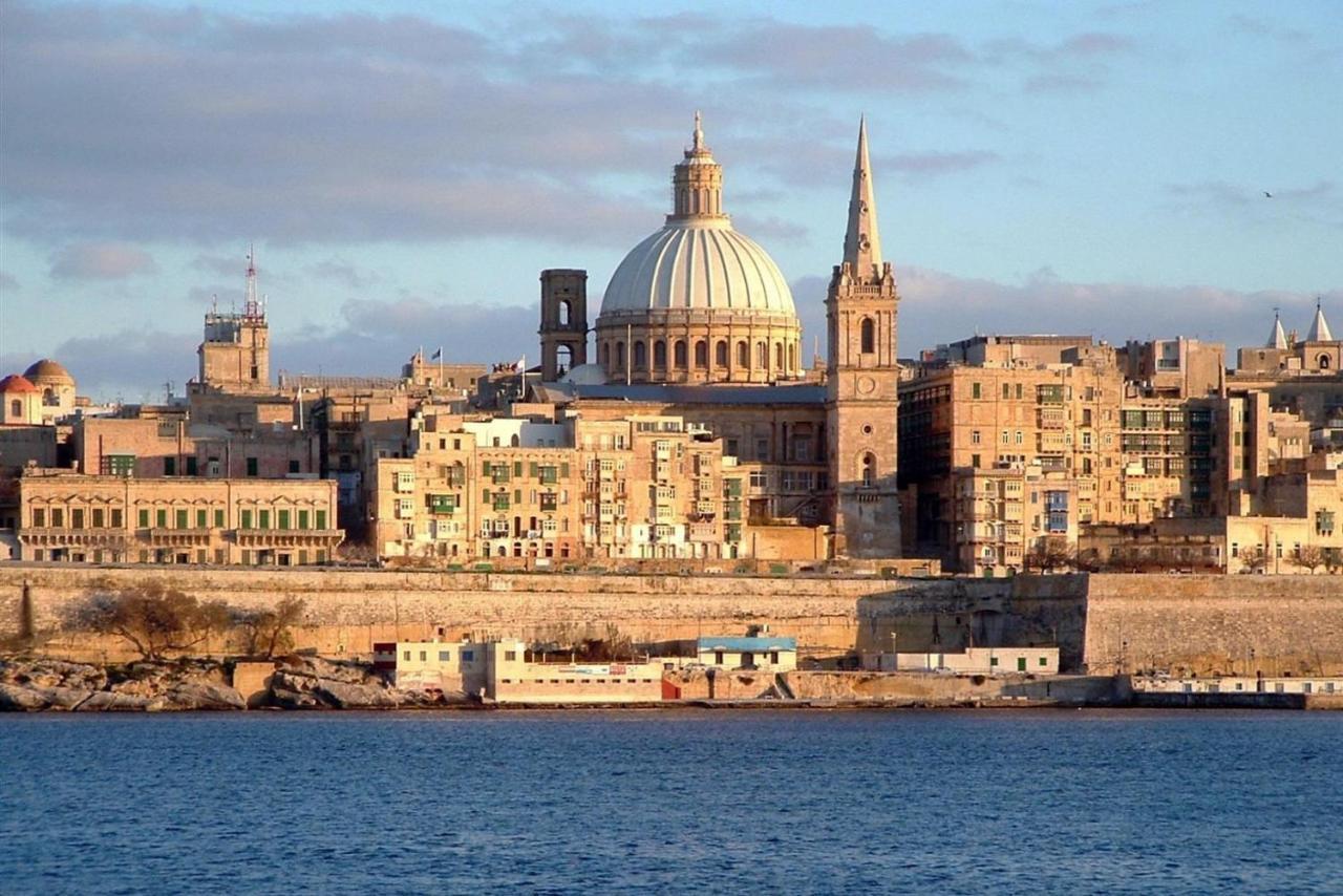 Luxury Apartment With Valletta And Harbour Views Слима Экстерьер фото
